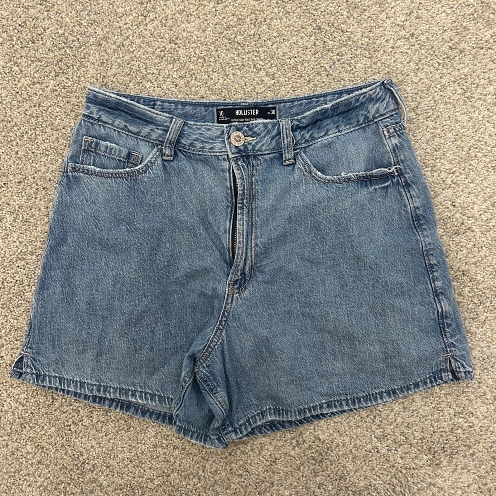 Hollister Shorts 10 W30 Blue Ultra High-Rise 90s Denim 4" Inseam Cotton